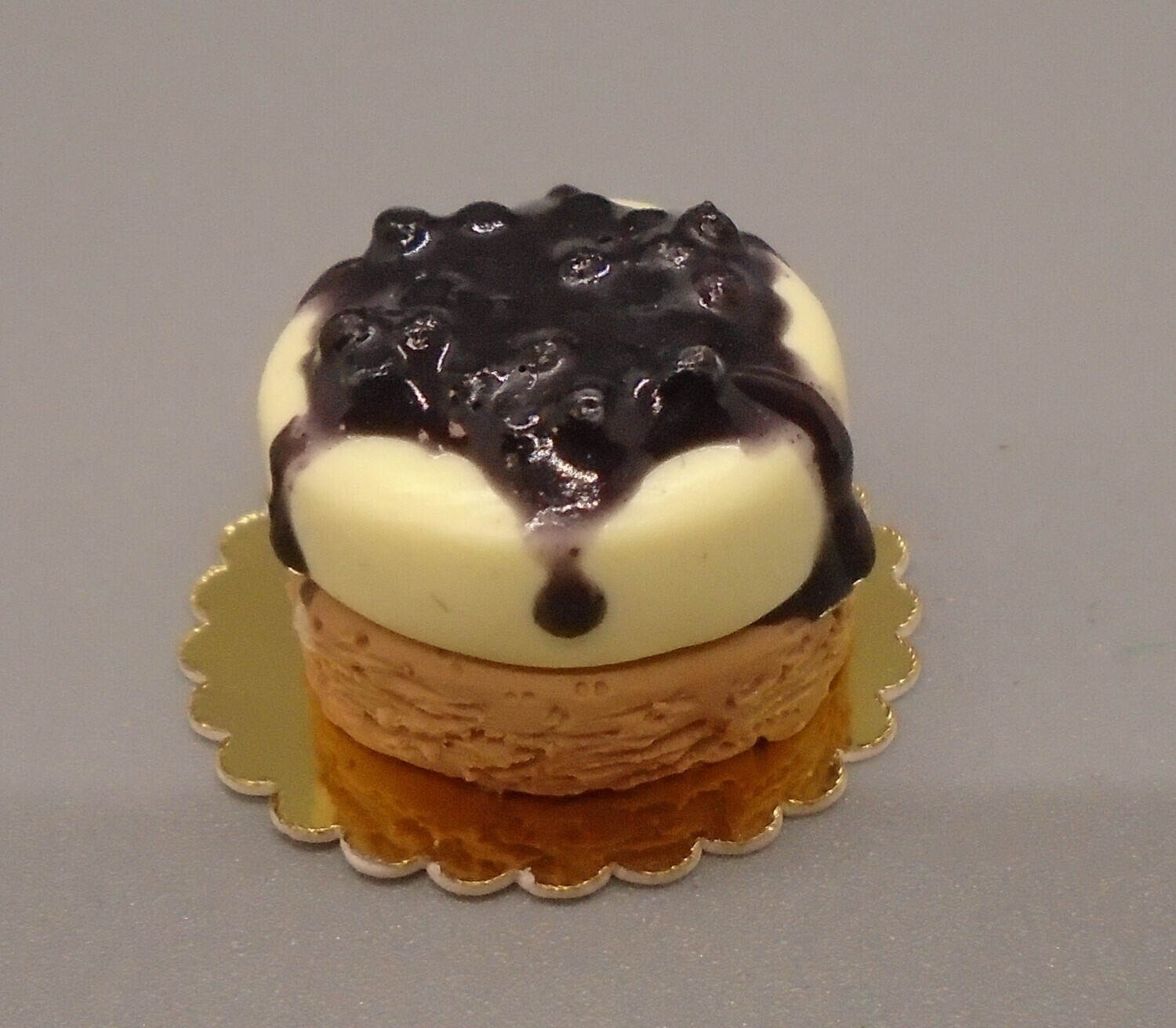 BLACKCURRENT CHEESECAKE