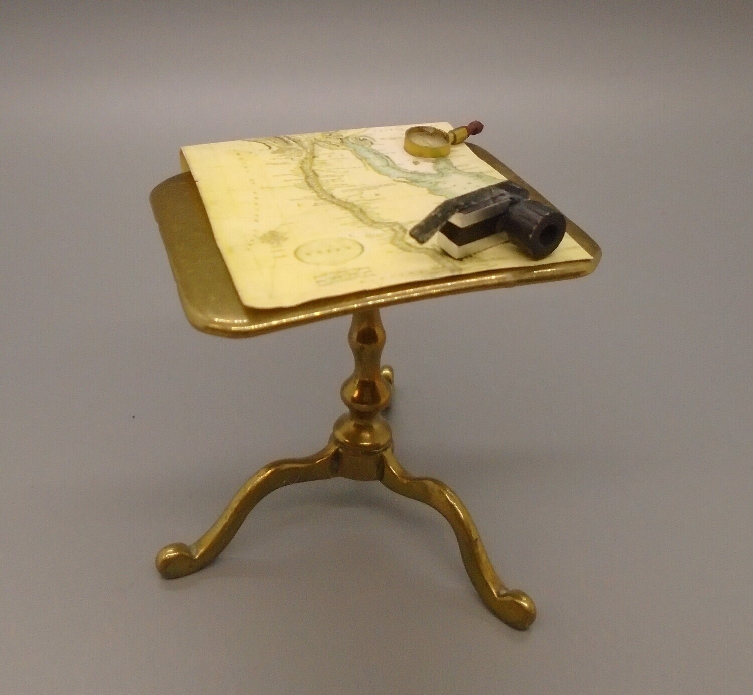 DRESSED BRASS TABLE WITH TILTING TOP