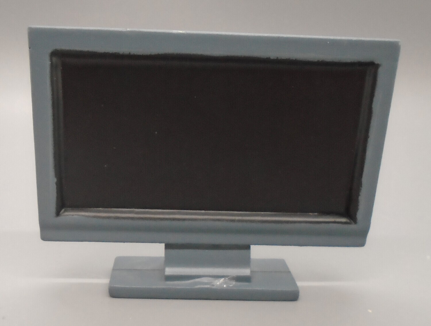 FLATSCREEN TV