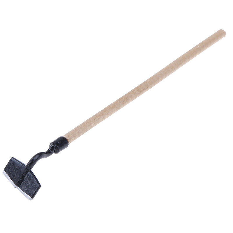 GARDEN HOE