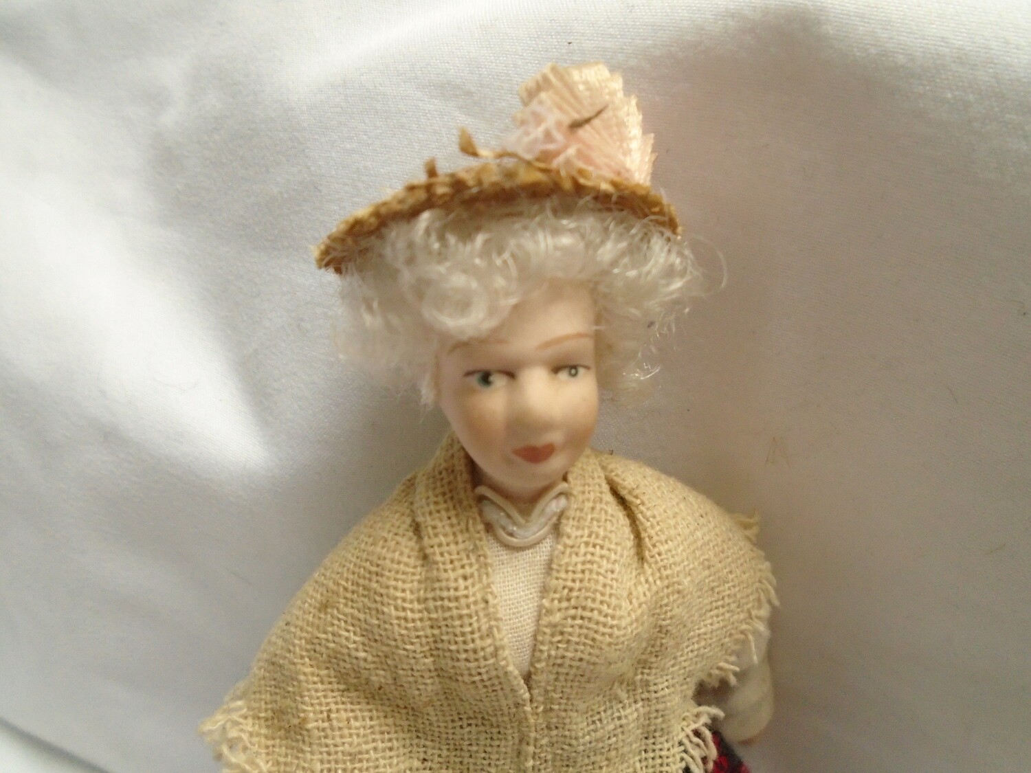 VINTAGE SWEET OLD  LADY IN SHALL AND CHECK SKIRT