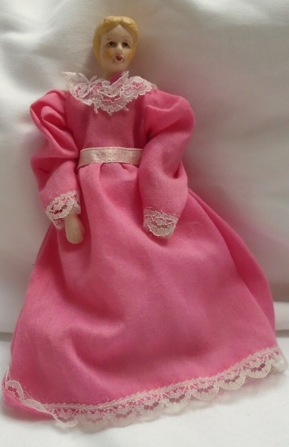 LADY IN PINK