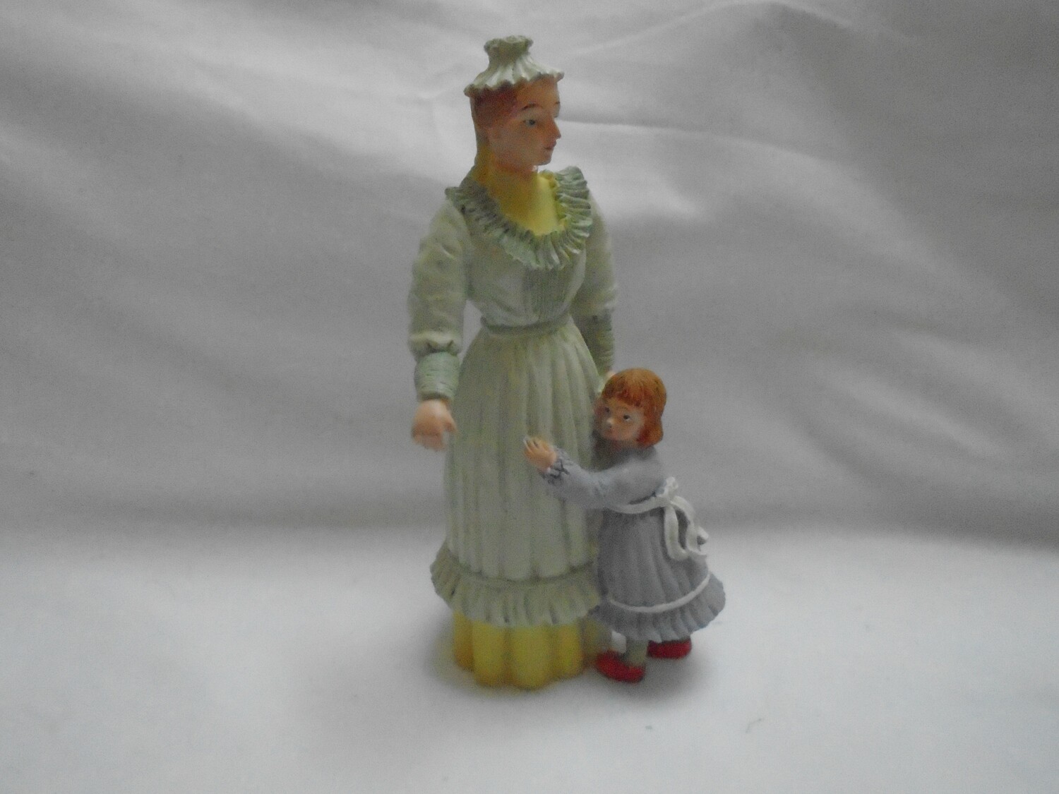 LADY WITH GIRL