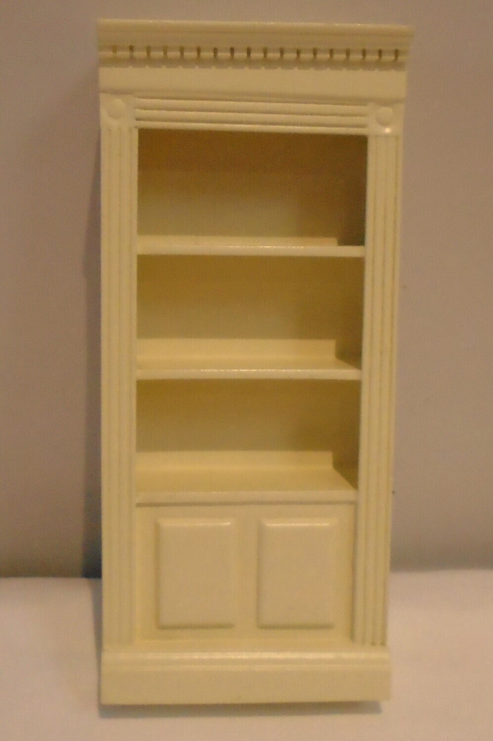 SINGLE WIDTH  CREAM SHOP SHELVING UNIT