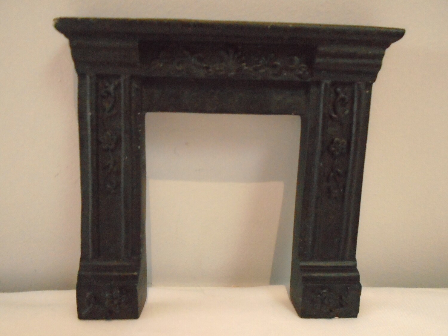 BLACK FIRE SURROUND