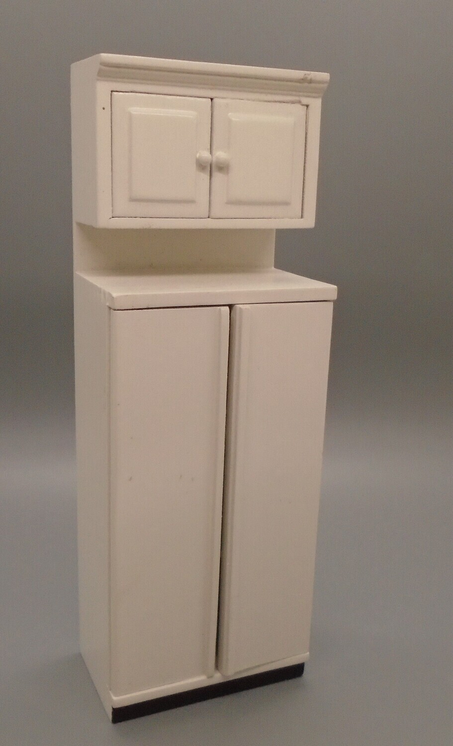 TALL KITCHEN CUPBOARD WITH TOP CUPBOARD