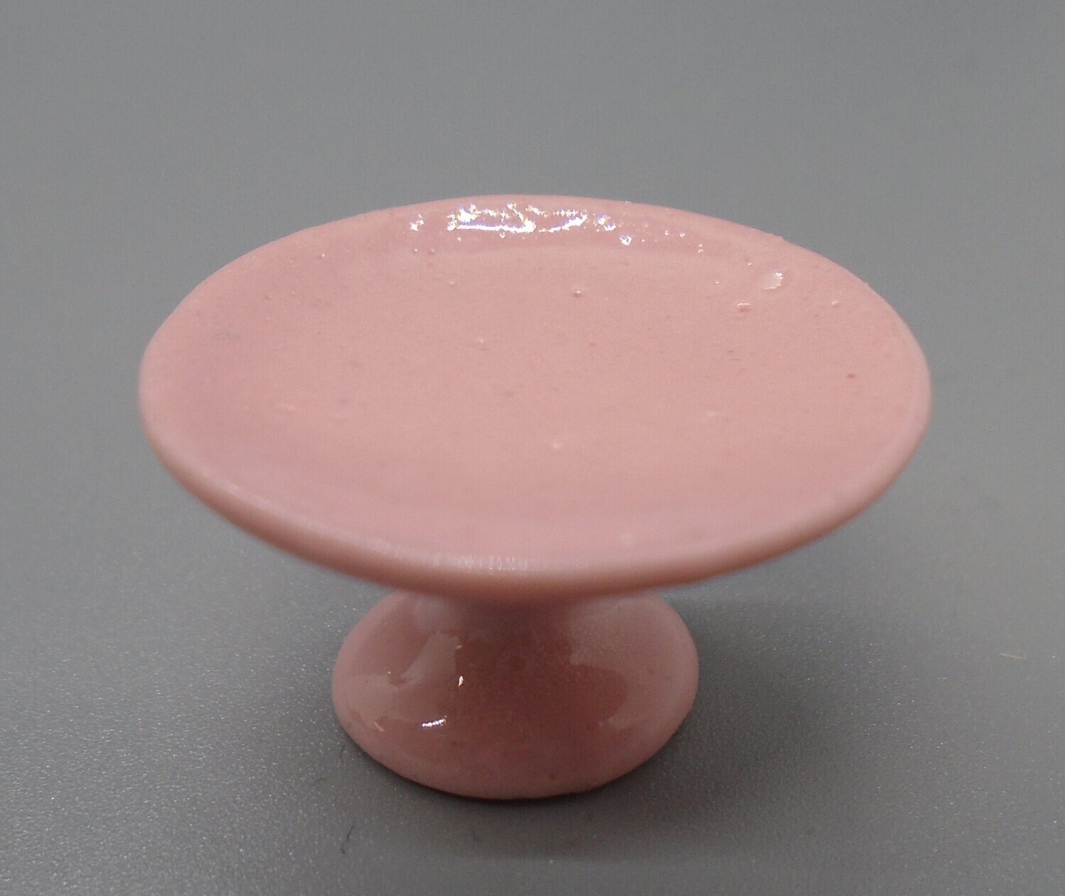 PINK CERAMIC CAKE STAND