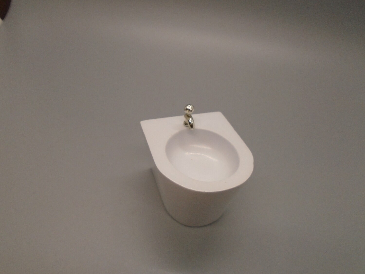 MODERN WHITE  BIDET WITH SILVER TAP
