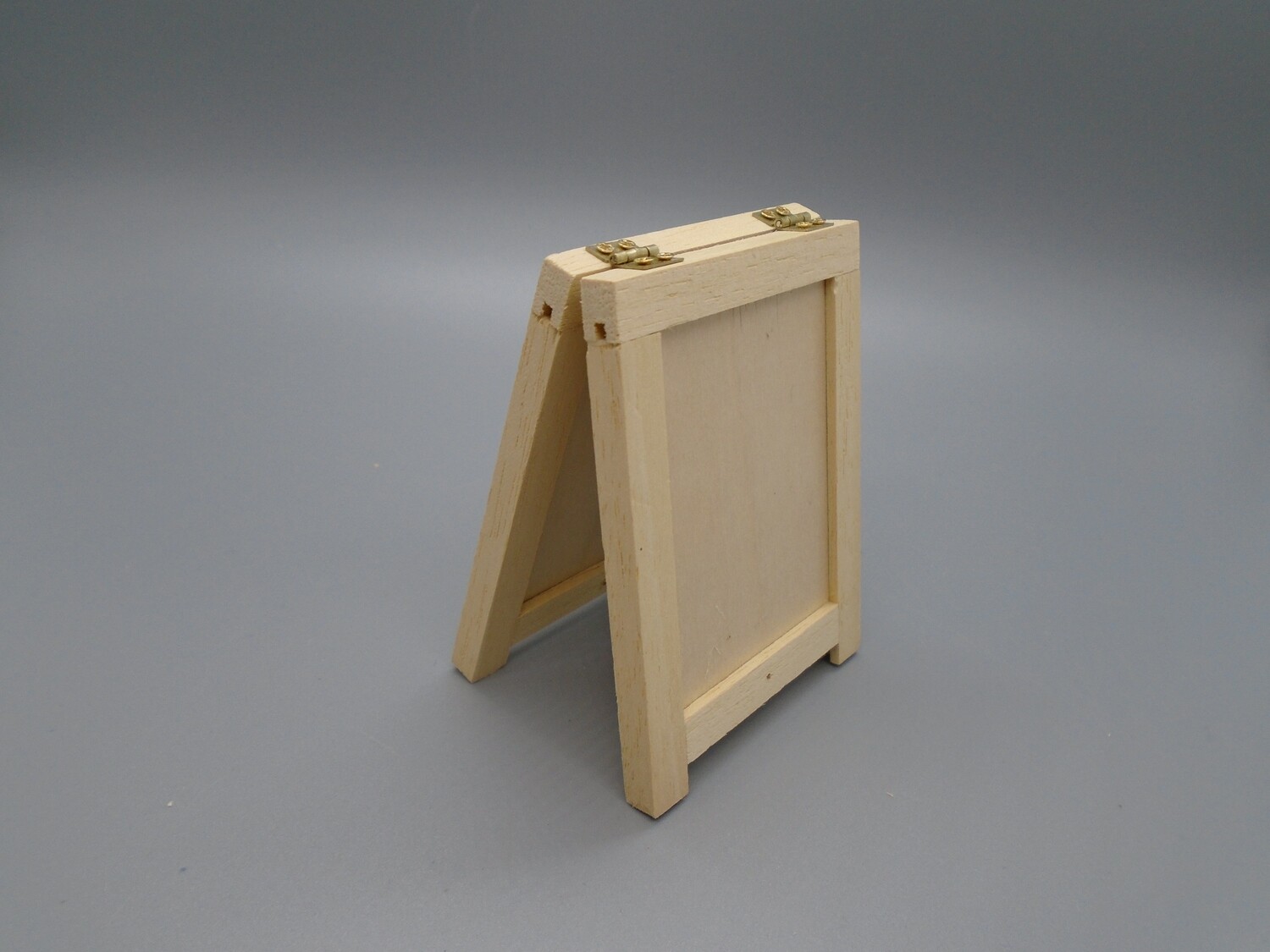 ADVERTISING SANDWICH BOARD