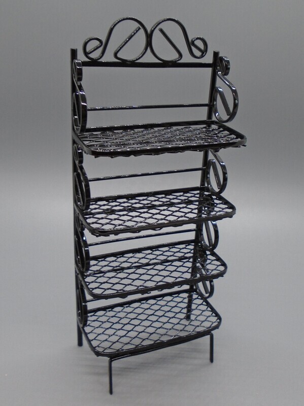 BLACK WIRE SHELVING UNIT
