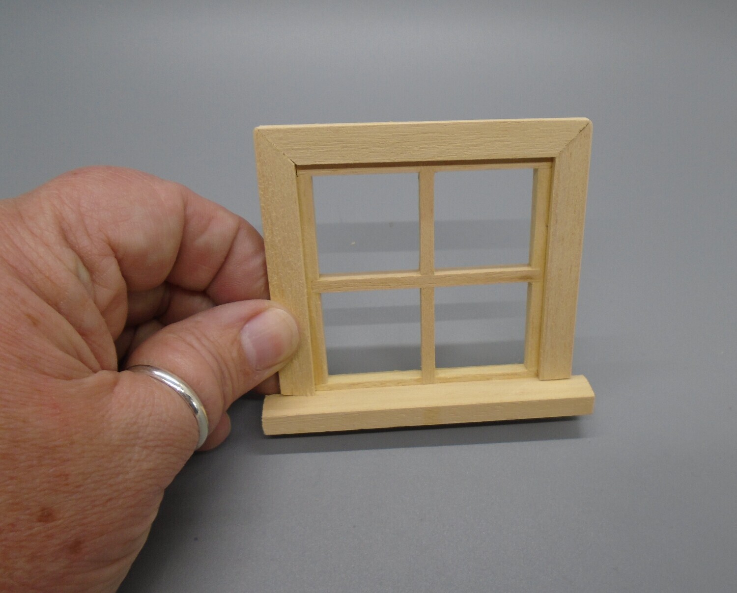 4 PANE WINDOW