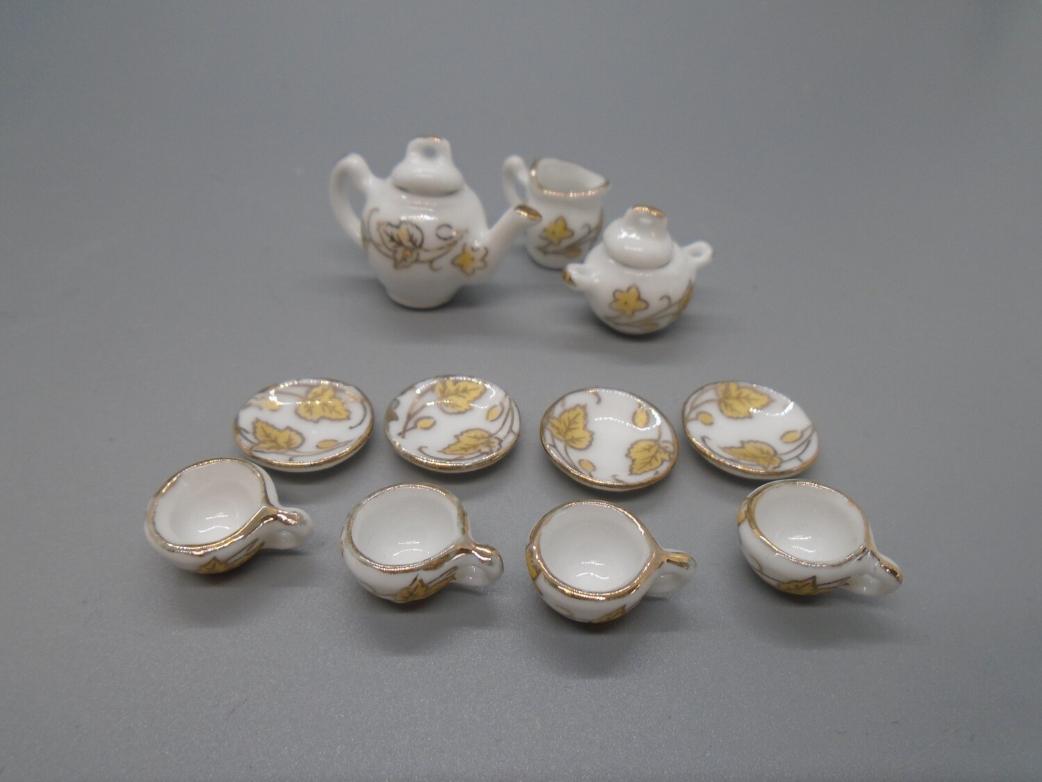 GOLD LEAF TEA SET