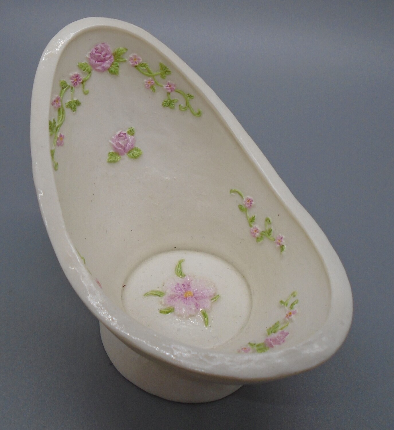 PRETTY HIP BATH