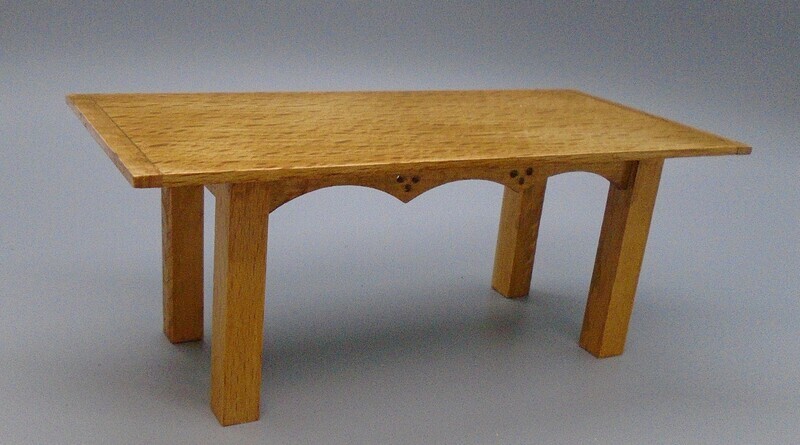 CHARLES RENNIE MACINTOSH STYLE TABLE