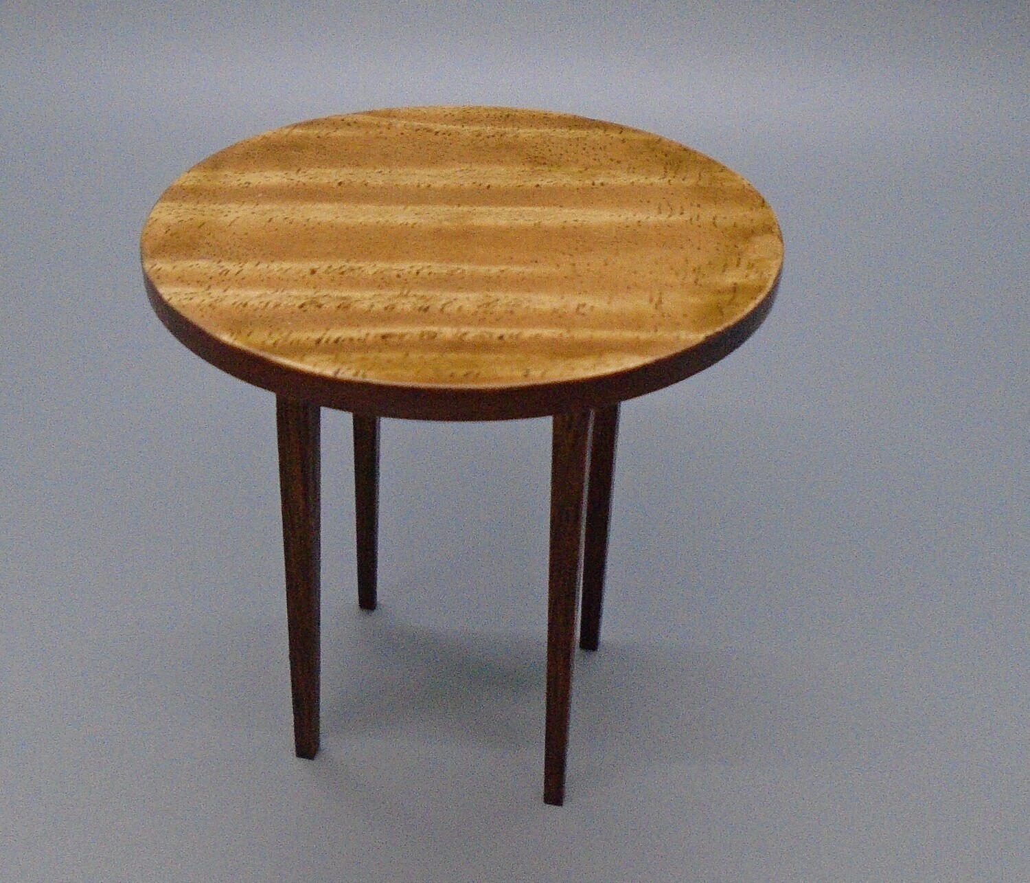 ROUND TABLE SIGNED BY MAKER