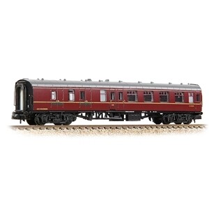 Graham Farish 374-187E BR Mk1 BSK Brake Second Corridor BR Maroon