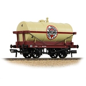 Bachmann 37-687 14T Tank Wagon 'Trent Oil Products' Buff