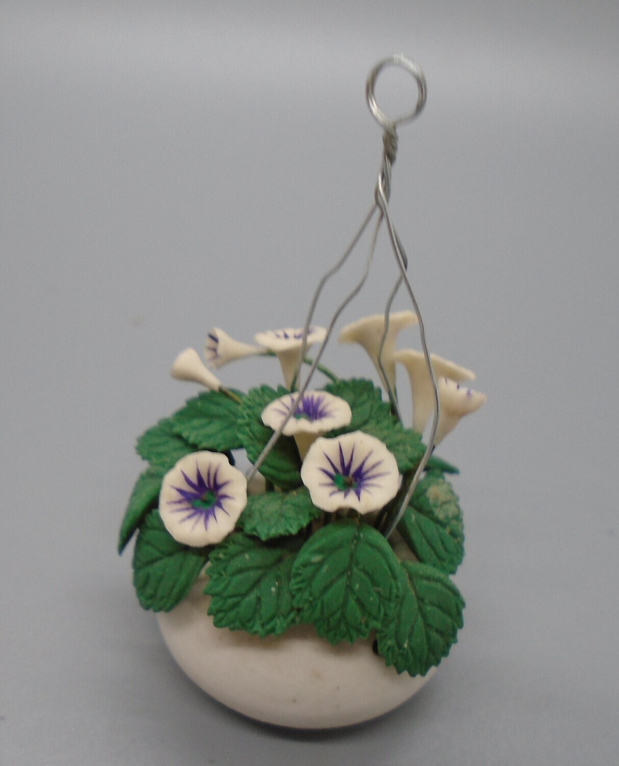 HANGING BASKET