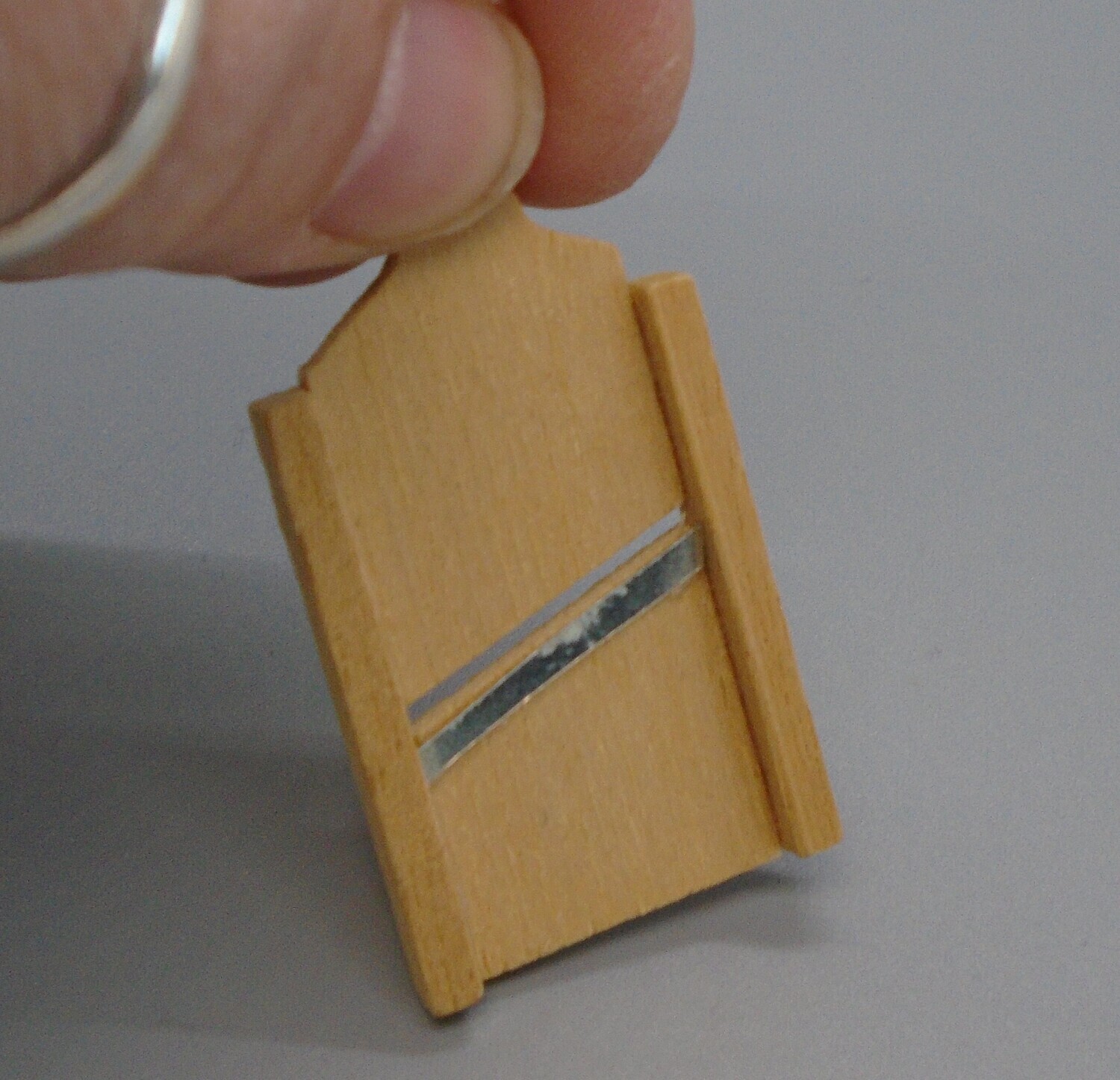 FOOD SLICER