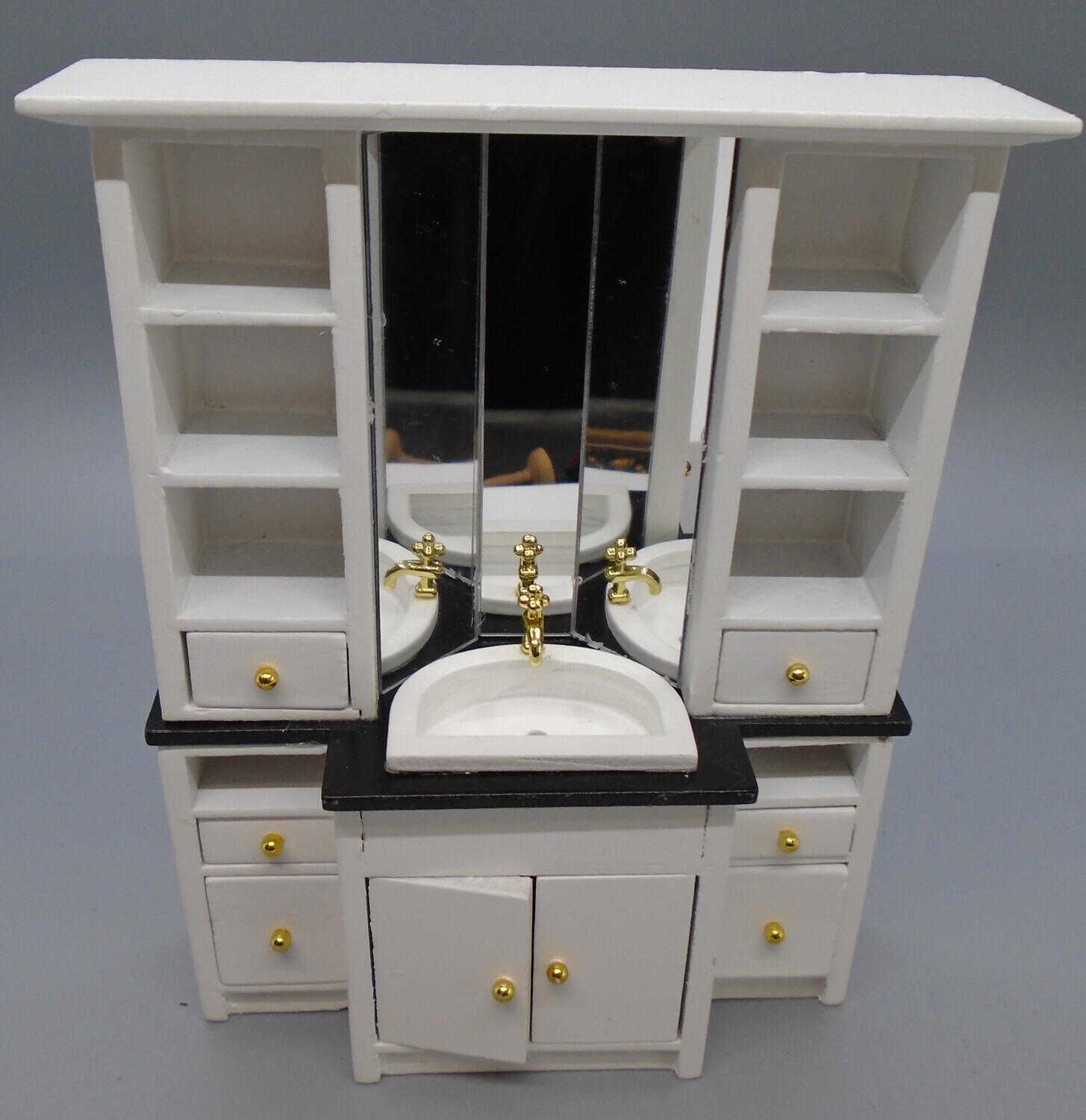 SLIGHT SECONDS BATHROOM UNIT