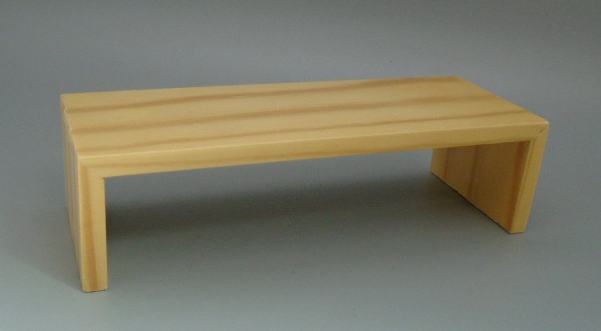 LOW LONG COFFEE TABLE