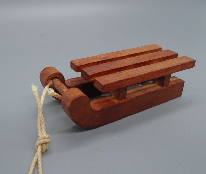 WOODEN SLEDGE -PL601