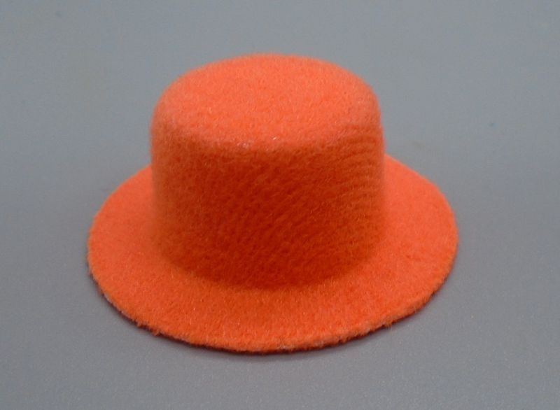 PLAIN HAND CRAFTED HAT