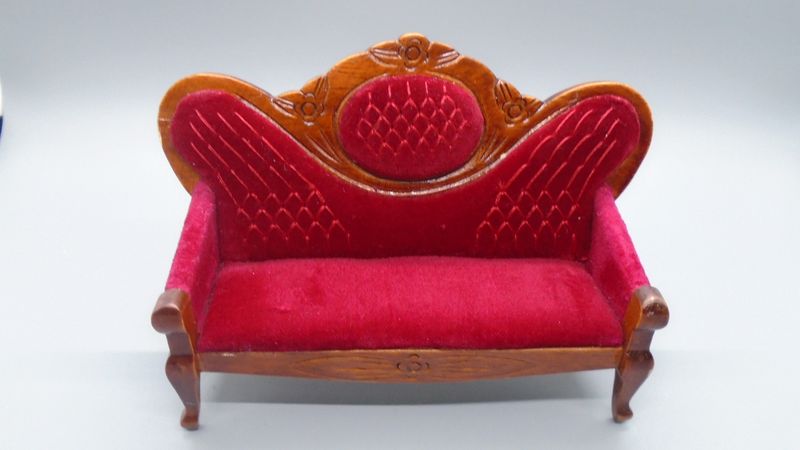 PARLOUR SOFA IN RED VELVET