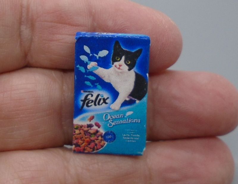 FELIX CAT FOOD