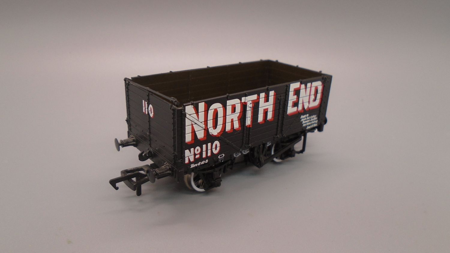 00 GAUGE PRE-LOVED WAGON