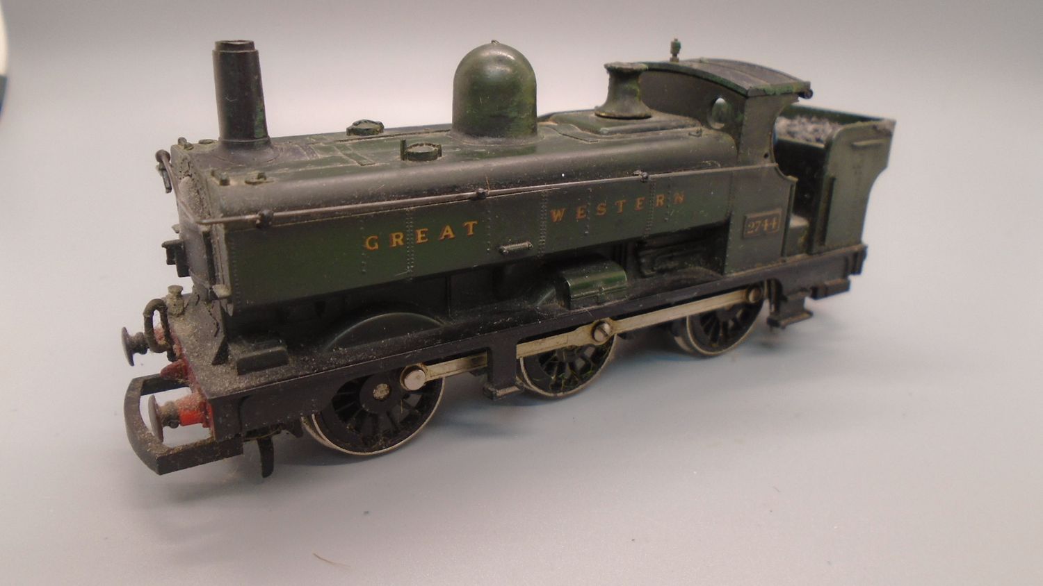 00 GAUGE PRE-LOVED LOCO