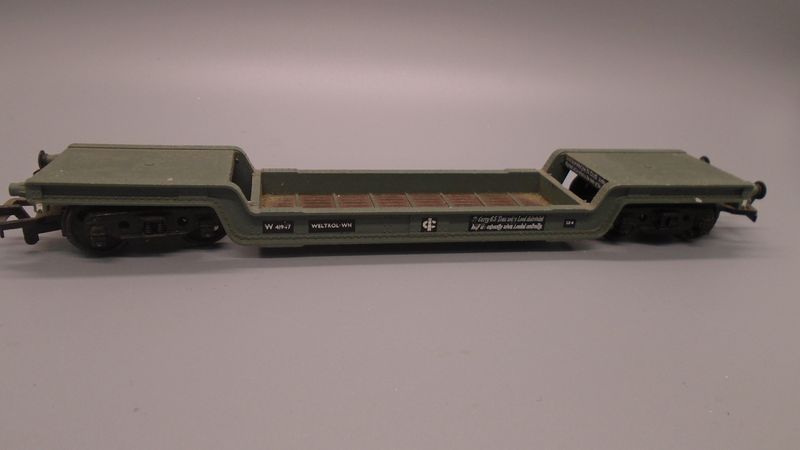 00 GAUGE PRE-LOVED WAGON