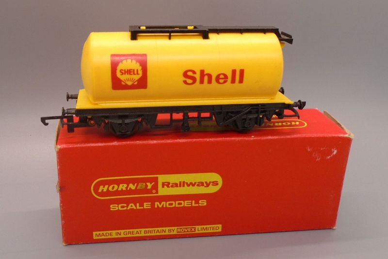 00 GAUGE PRE-LOVED WAGON