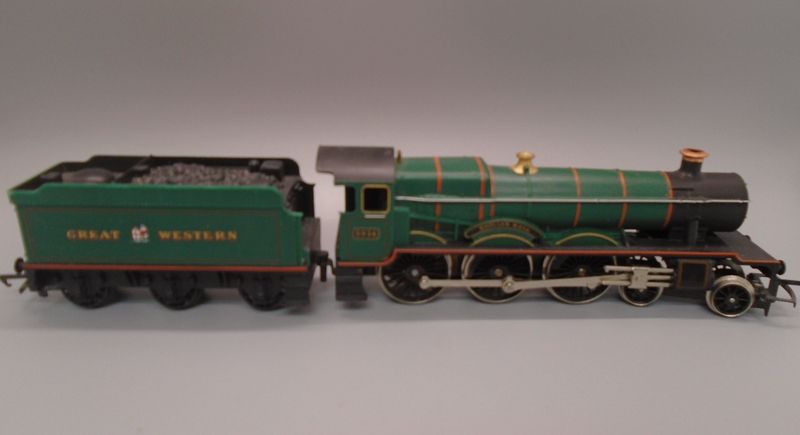 00 GAUGE PRE-LOVED LOCO