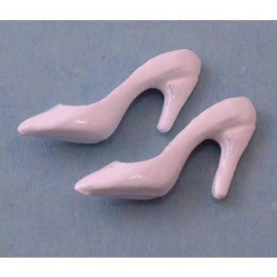 PAIR OF WHITE SHOES PAIR OF WHITE SHOES