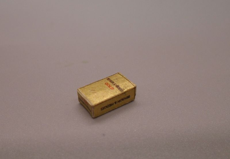 PACKET OF CIGARETTES