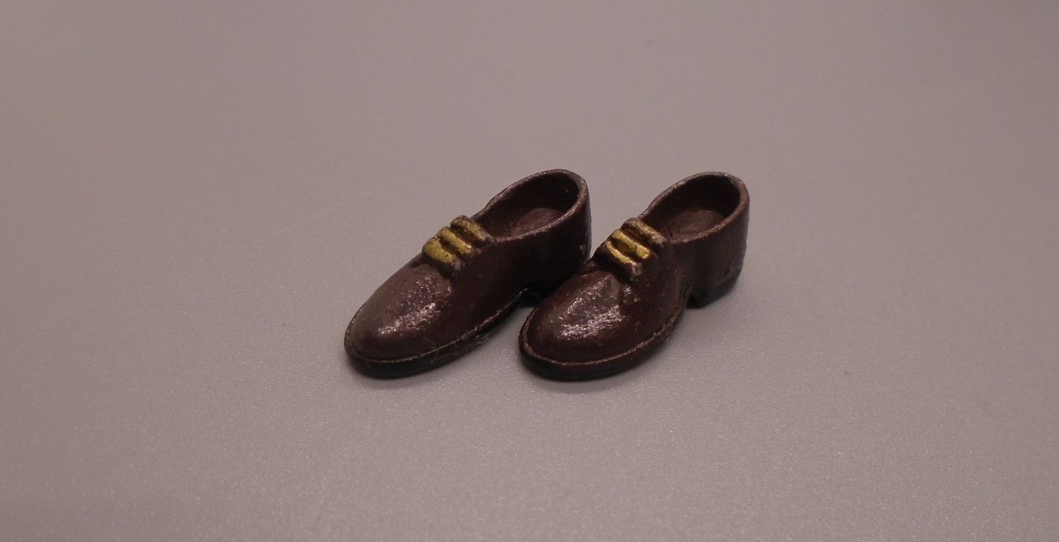 PAIR OF MENS BROWN SHOES PAIR OF MENS BROWN SHOES