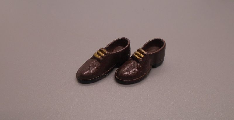 PAIR OF MENS BROWN SHOES