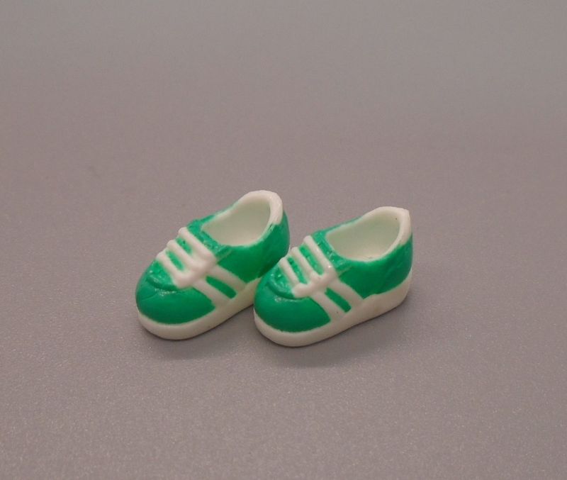 CHILDS TRAINER SHOES