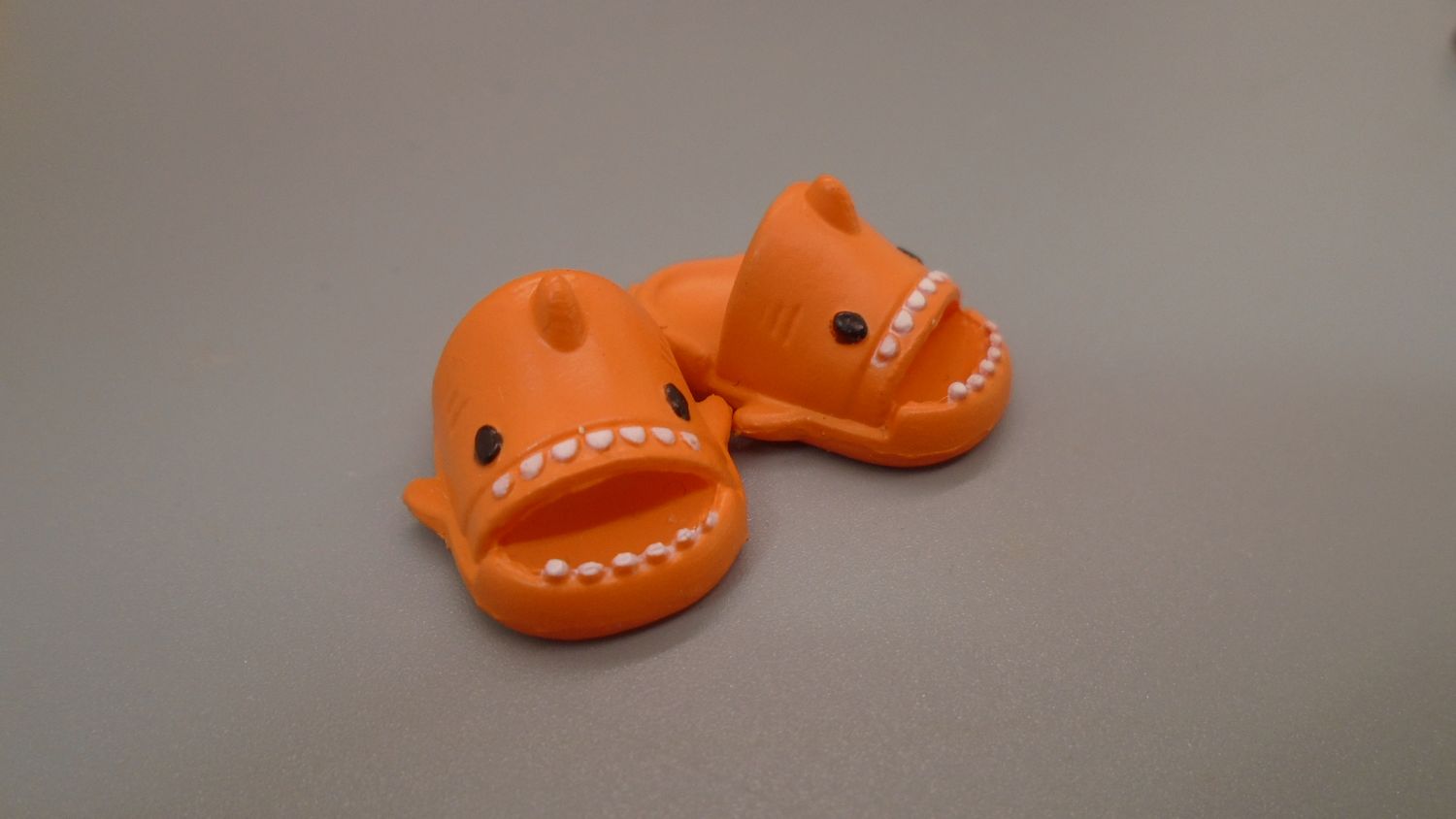 CROC STYLE SHARK DESIGN SLIDERS CROC STYLE SHARK DESIGN SLIDERS