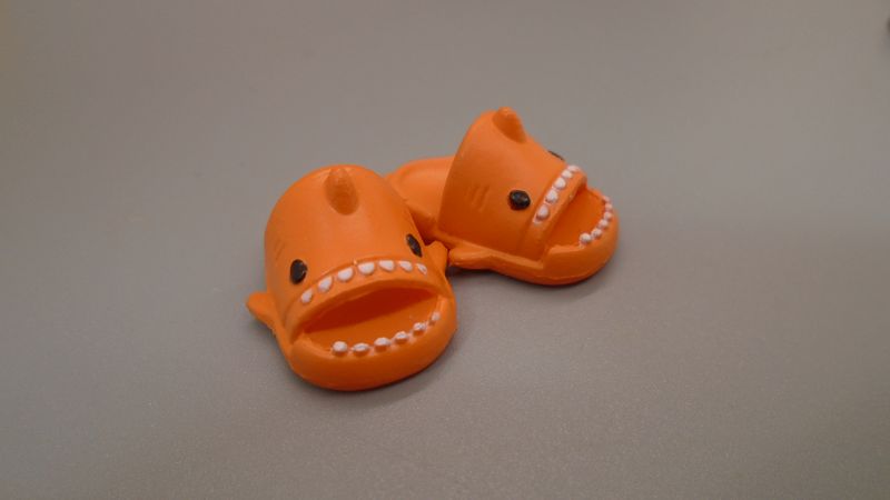 CROC STYLE SHARK DESIGN SLIDERS