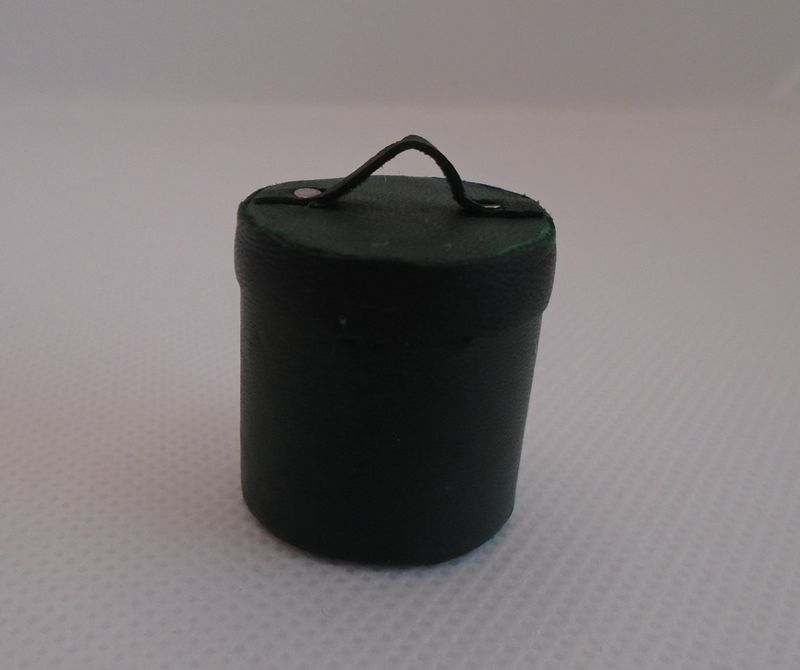 CARRY CASE IN DARK GREEN