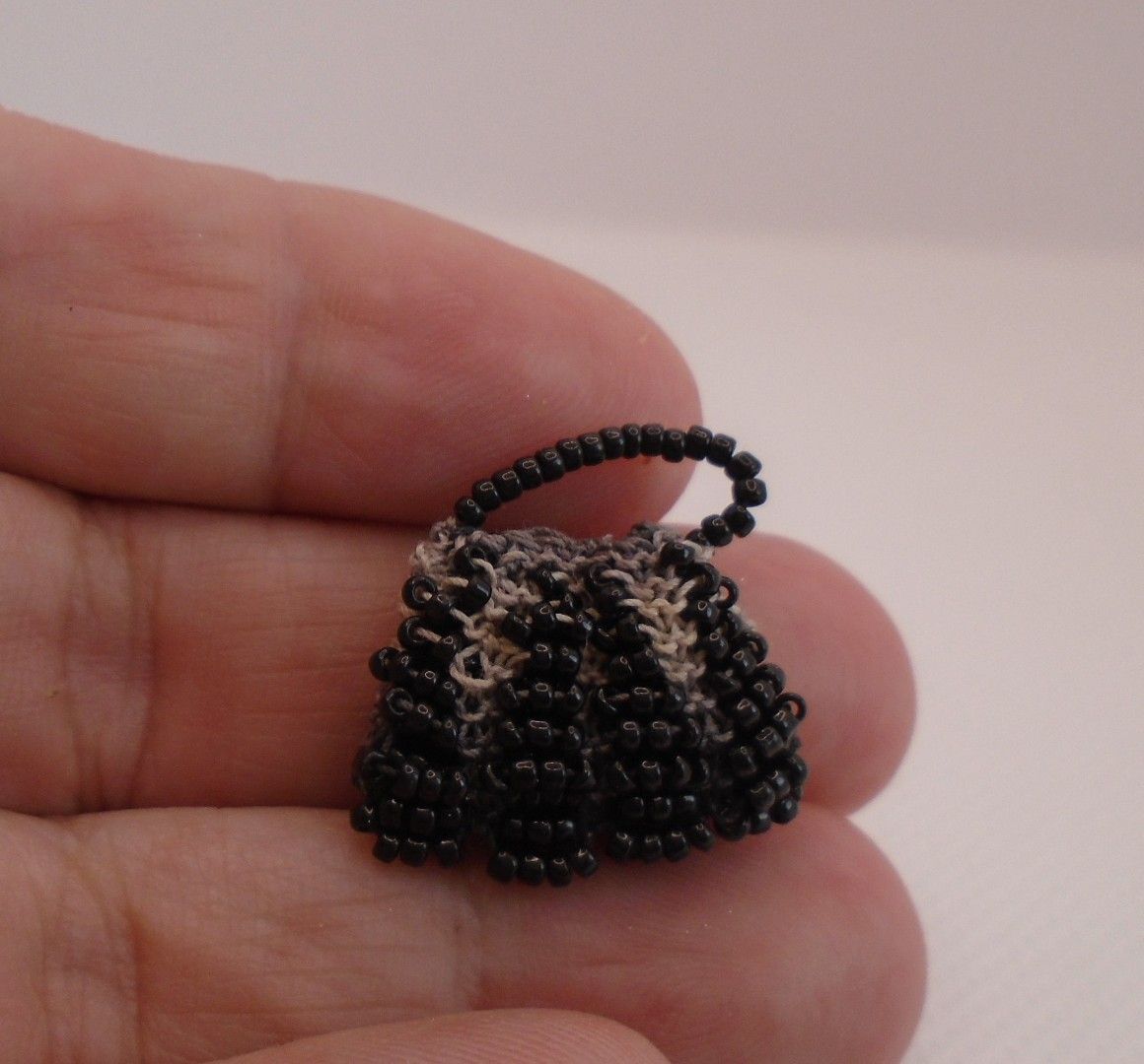 BEADED HANDBAG BEADED HANDBAG