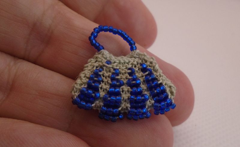 BEADED HANDBAG