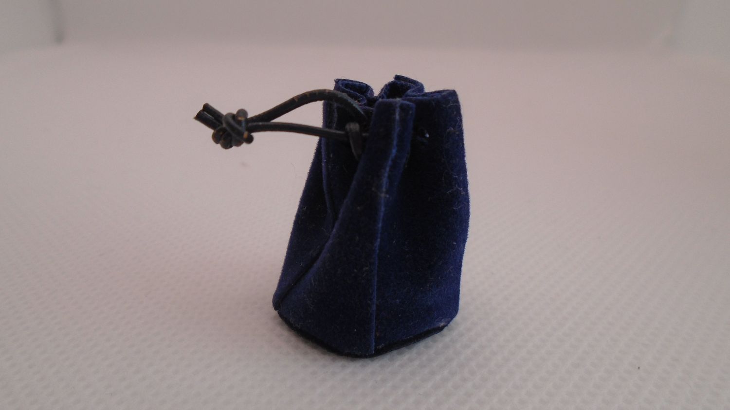 SMALL  DUFFLE BAG STYLE