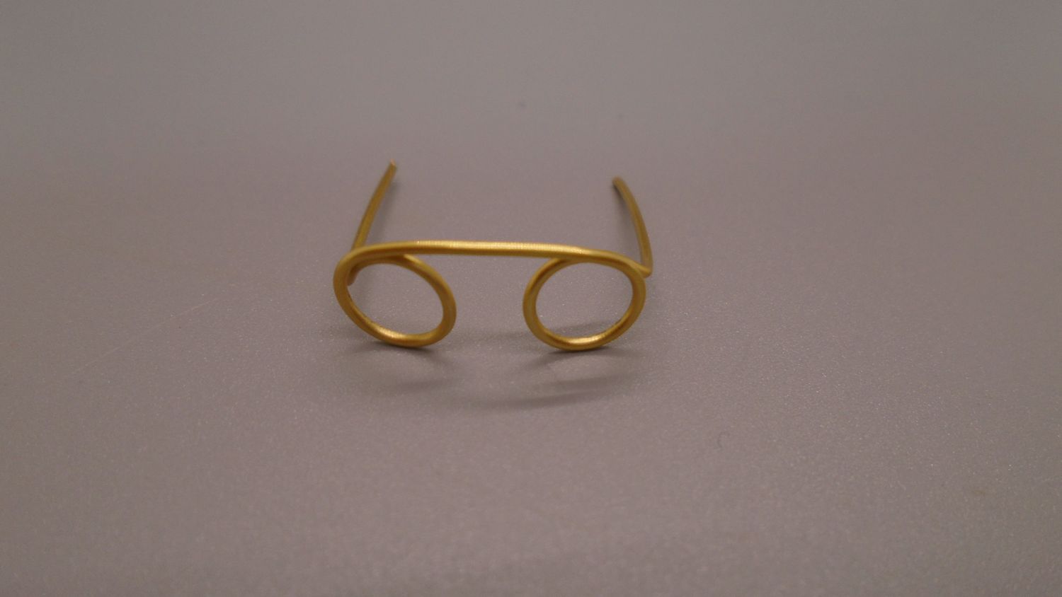 PAIR OF GOLD SPECTAGLES PAIR OF GOLD SPECTAGLES