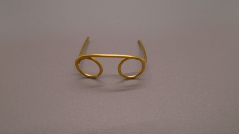 PAIR OF GOLD SPECTAGLES