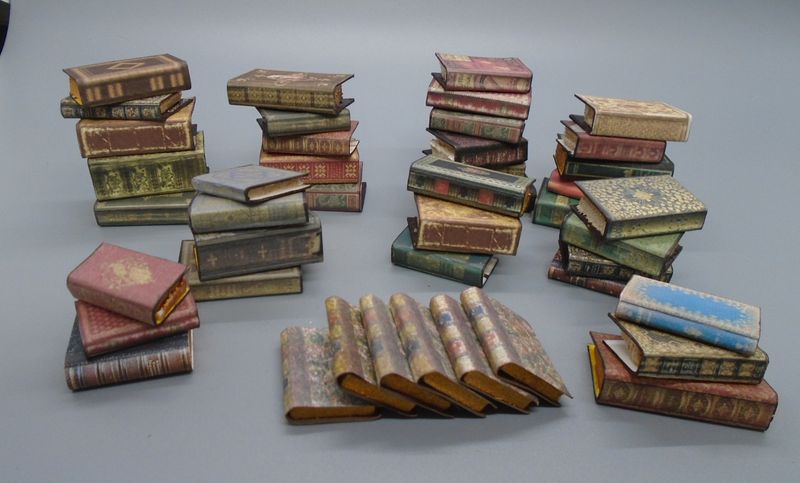 JOB LOT OF BOOKS