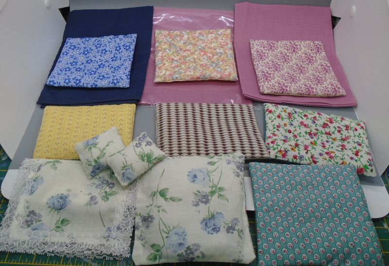 JOB LOT OF SOFT BEDDING