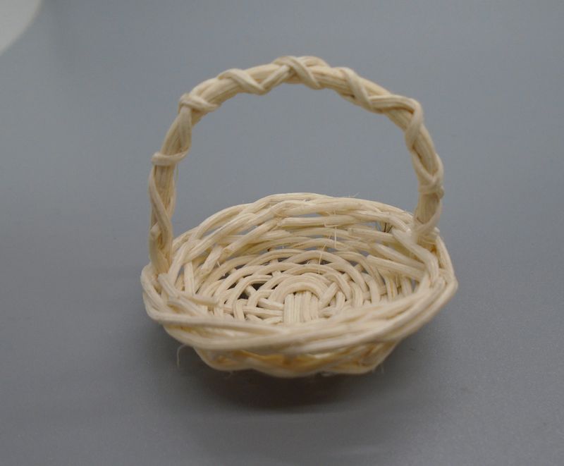 ROUND BASKET